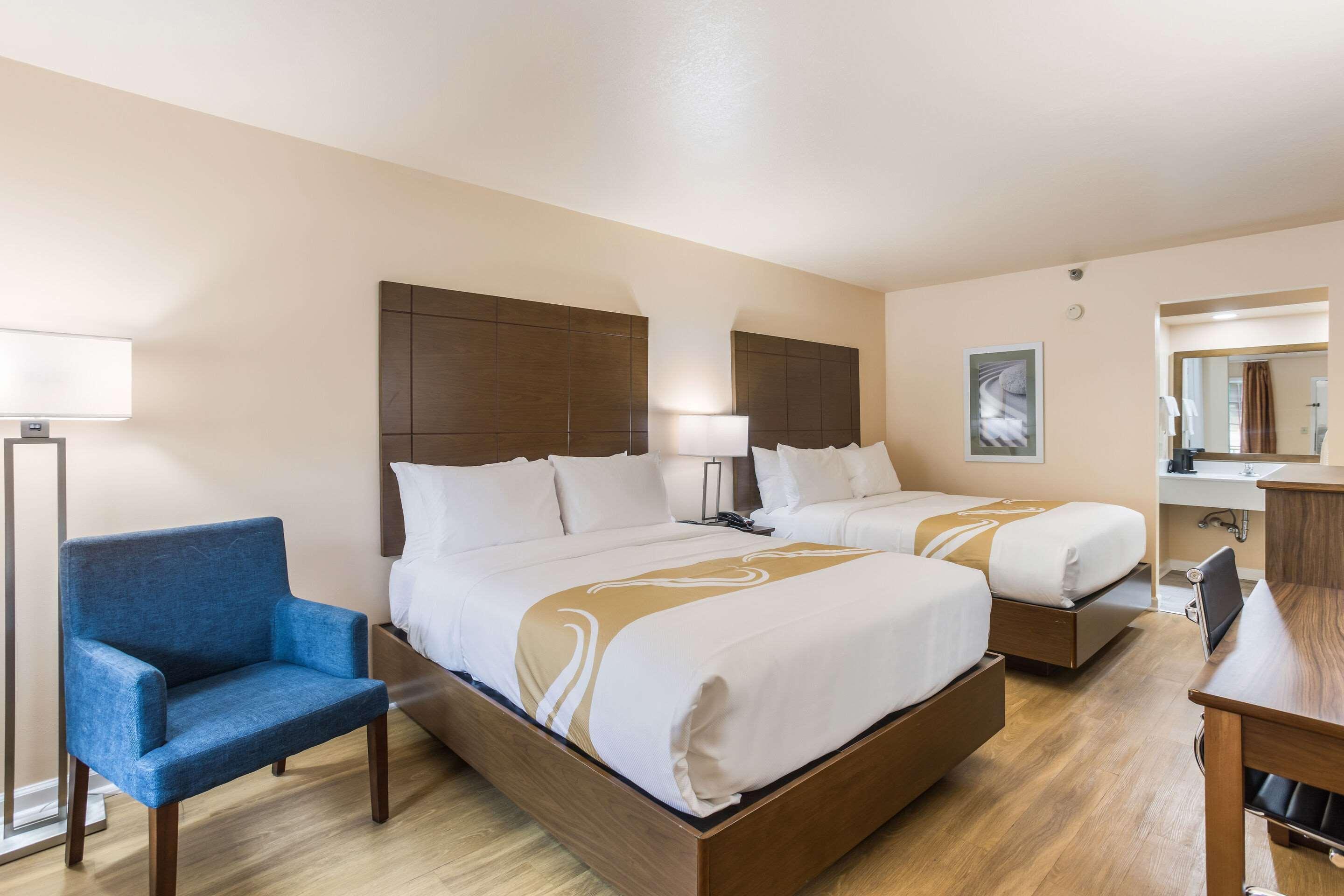 Quality Inn Pulaski Exterior photo